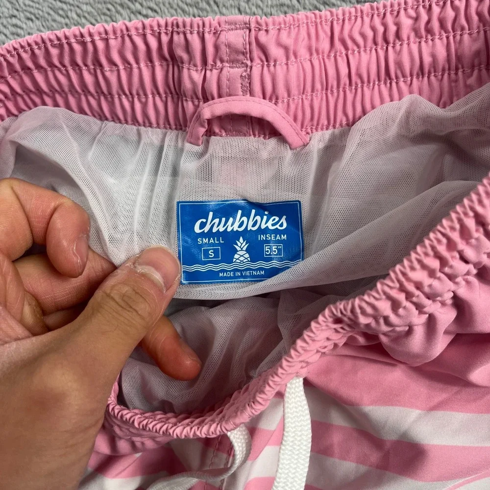chubbies swim trunks